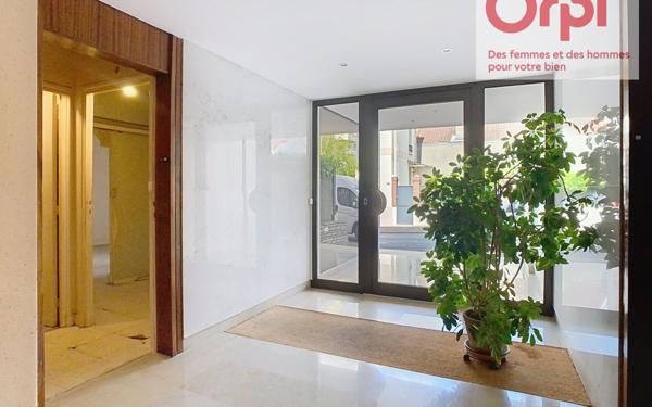 Appartement à vendre    2 pièces • 32,57 m2 Vanves