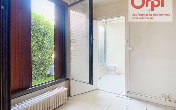 Appartement à vendre    2 pièces • 32,57 m2 Vanves