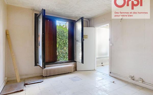 Appartement à vendre    2 pièces • 32,57 m2 Vanves