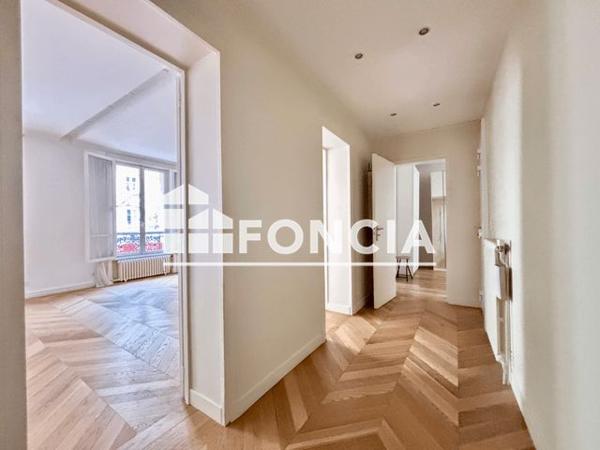À vendre Appartement 4 pièces 82.17 m² - Paris 75016