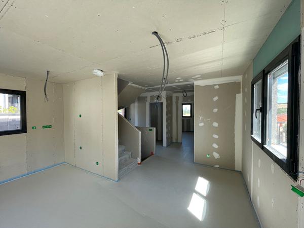 PONT-DU-CHATEAU MAISON MODERNE NEUVE 110 M² , Pont du chateau