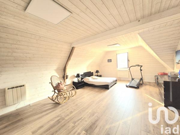 Maison traditionnelle 7 pièces de 210 m² à Égletons (19300)