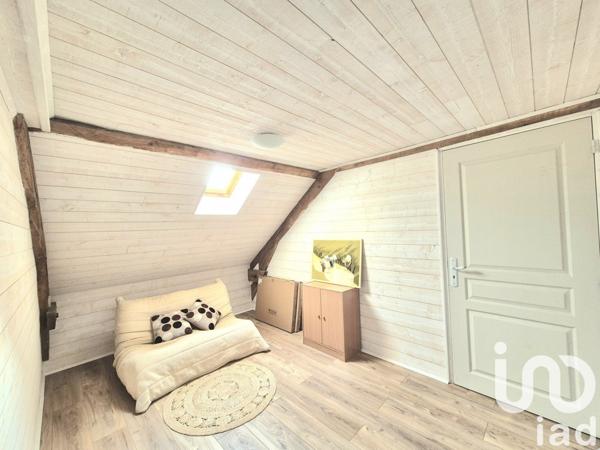 Maison traditionnelle 7 pièces de 210 m² à Égletons (19300)