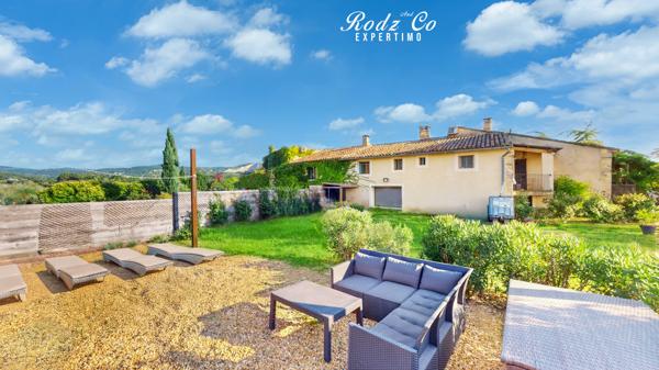 Rustrel (84400) [NOUVEAUTÉ & POTENTIEL] Maison de Hameau Ancienne à Rustrel – Vue Panoramique sur la Montagne, Jardin Clos & S