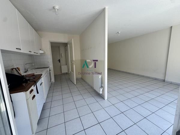 Appartement proche gare avec garage et cave