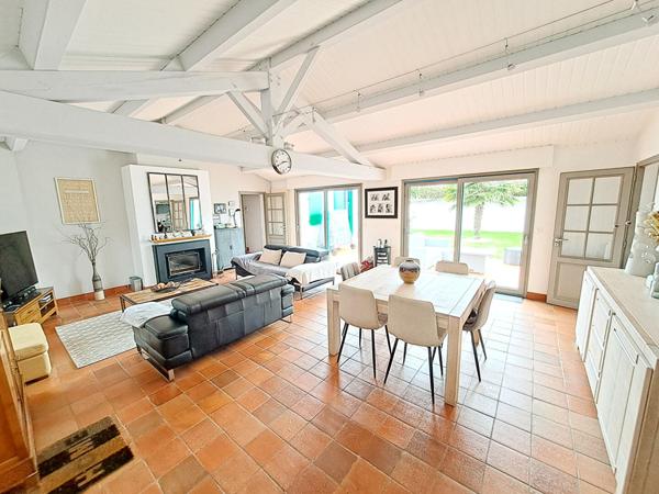 Vente maison Challans : 559 000 € - AJP Immobilier Challans