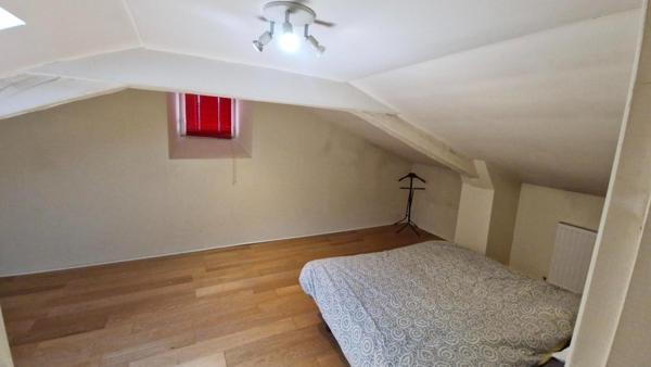 DUPLEX DE 150 M2 DANS LE CENTRE HISTORIQUE DE MONTFERRAND