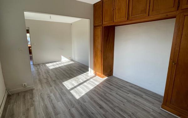 Maison à vendre    2 pièces • 53,79 m2 Beauchamp