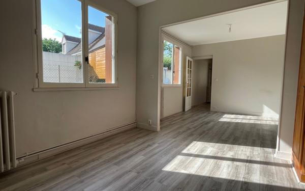 Maison à vendre    2 pièces • 53,79 m2 Beauchamp