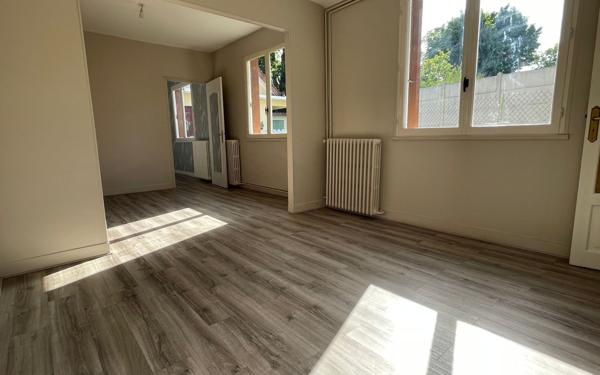 Maison à vendre    2 pièces • 53,79 m2 Beauchamp