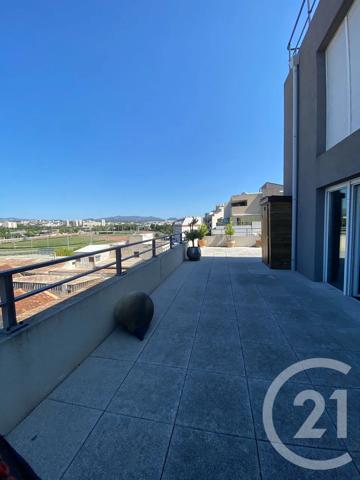 Appartement F3 à vendre  3 pièces - 77,15 m 2   MARSEILLE  - 13010