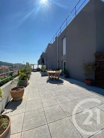 Appartement F3 à vendre  3 pièces - 77,15 m 2   MARSEILLE  - 13010