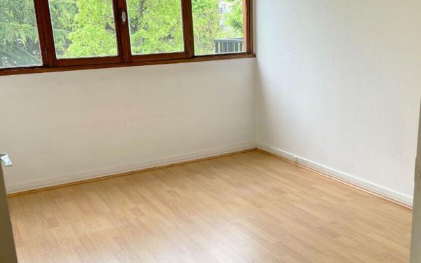 Appartement à vendre    3 pièces •  Le Chesnay