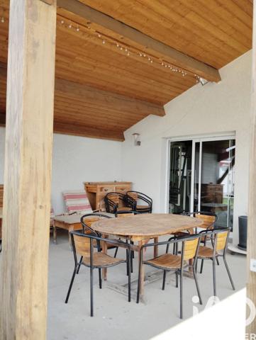 Maison à vendre 8 pièces 222 m² Andrézieux-Bouthéon