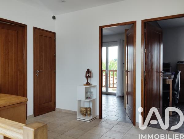 Maison à vendre 8 pièces 222 m² Andrézieux-Bouthéon