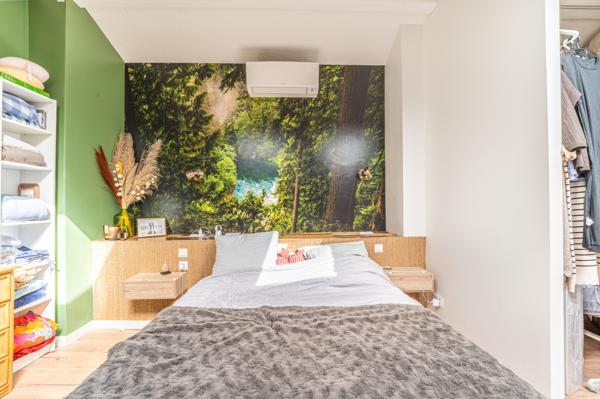 Duplex
                                                                                                                                                                                                                                                                                                                        2 pièce(s)                                                                                                                                                                                                          1 chambre(s)                                                                                                                                                                                                          62.43  m²