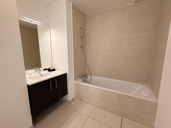 Appartement Bordeaux 3 pièce(s) 66.24 m2