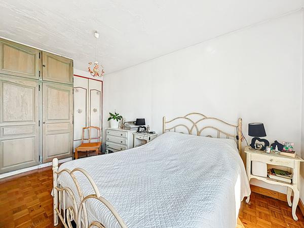Appartement 3 pièces à Marseille très lumineux et belle surface