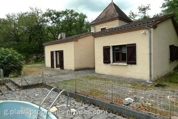 À vendre ? Maison de plain-pied avec studio indépendant ? Secteur Catus (46150)