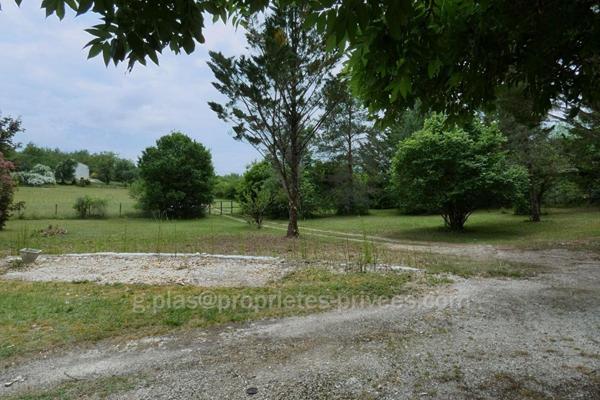 À vendre ? Maison de plain-pied avec studio indépendant ? Secteur Catus (46150)