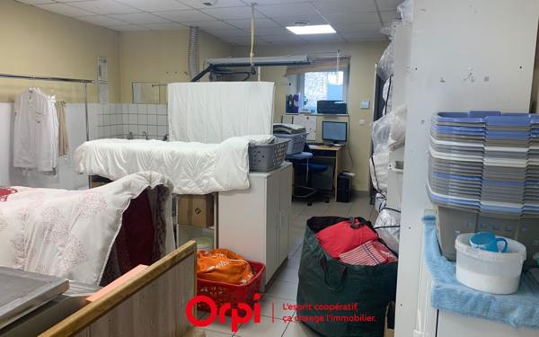 Immeuble à vendre    1 pièce •  La Broque