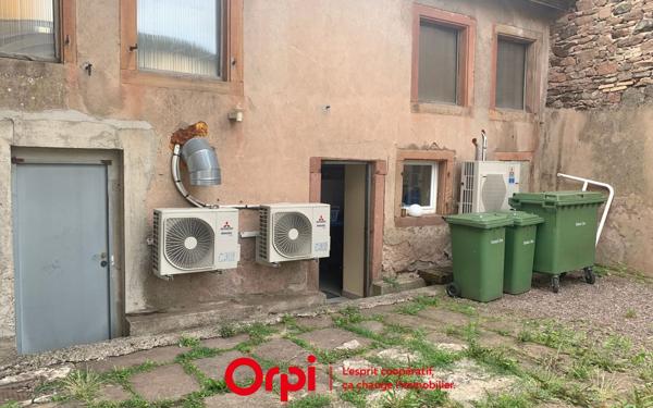 Immeuble à vendre    1 pièce •  La Broque