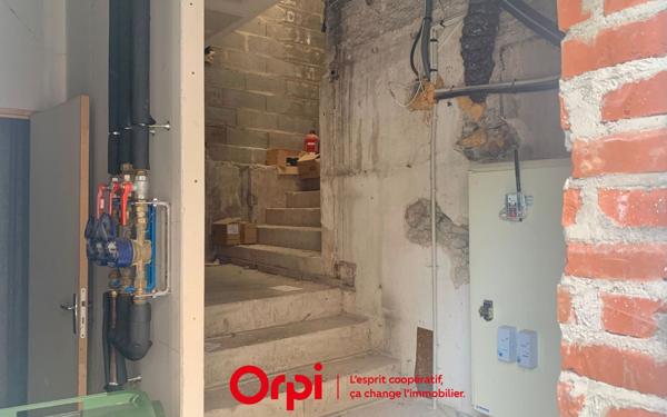 Immeuble à vendre    1 pièce •  La Broque