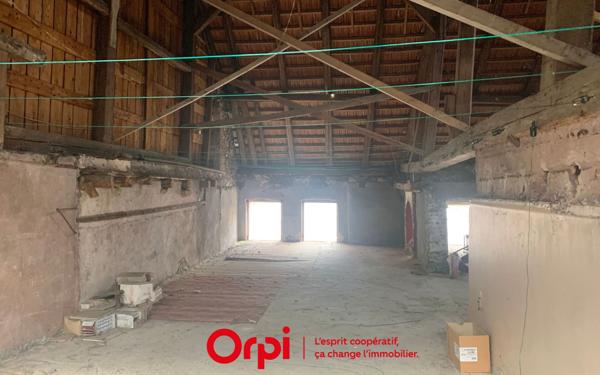 Immeuble à vendre    1 pièce •  La Broque