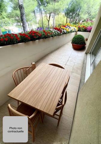 Marseille (13012) Appartement de type 4 accompagné d'une terrasse et d'un garage à Marseille 12