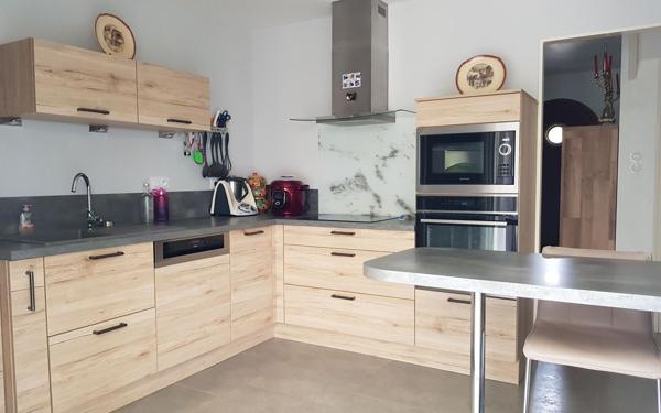 Maison à vendre    5 pièces • 95 m2 Bourbriac