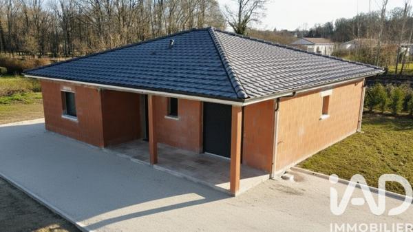 Maison à vendre 5 pièces 119 m² Saint-Seurin-sur-l'Isle