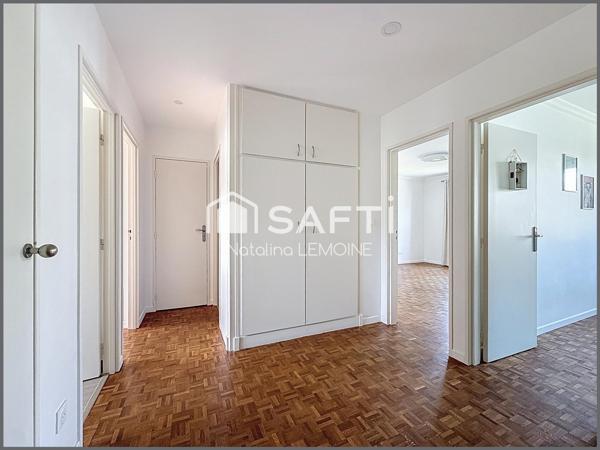 Appartement entièrement refait à neuf – Lumineux –