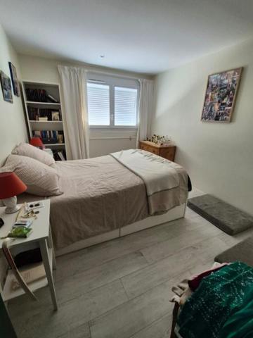 Appartement  4 pièce(s) 79 m2 en Vente à Terme Occupée