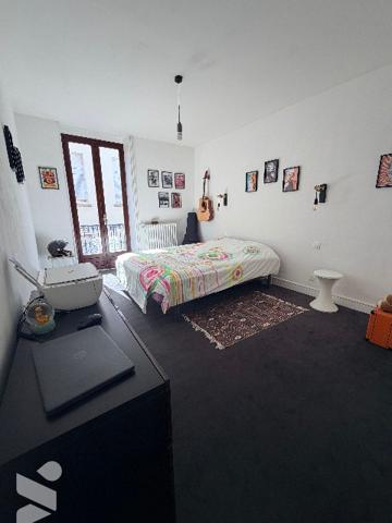 Belle maison de ville avec garage