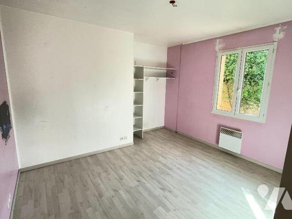 A vendre - Sainte-Tulle (04) - Alpes de Haute Provence : Villa d'env 98,68 m² de plain-pied com...