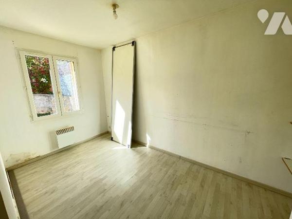 A vendre - Sainte-Tulle (04) - Alpes de Haute Provence : Villa d'env 98,68 m² de plain-pied com...