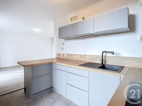 Appartement F3 à vendre  3 pièces - 62 m2 AUBAGNE - 13