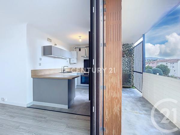 Appartement F3 à vendre  3 pièces - 62 m2 AUBAGNE - 13