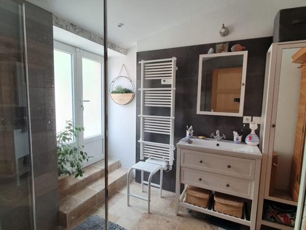 Charmante maison charentaise entièrement rénovée avec soin