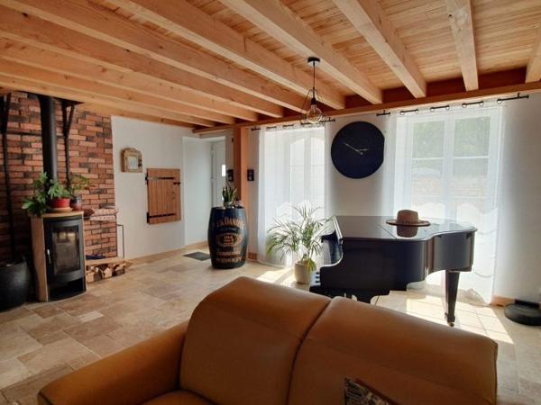 Charmante maison charentaise entièrement rénovée avec soin