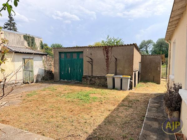 Maison à vendre Nantes - 4 pièces, 71m² avec 2 chambre(s) à 245 000€ - AJP Immobilier Saint Herblain