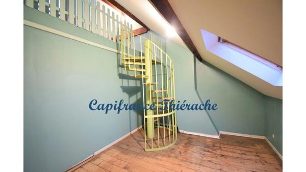 Dpt Aisne (02), sur Hirson, à vendre maison bourgeoise et dépendances sur une terrain de 1492m²