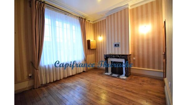 Dpt Aisne (02), sur Hirson, à vendre maison bourgeoise et dépendances sur une terrain de 1492m²