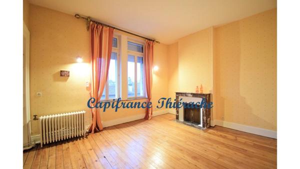 Dpt Aisne (02), sur Hirson, à vendre maison bourgeoise et dépendances sur une terrain de 1492m²