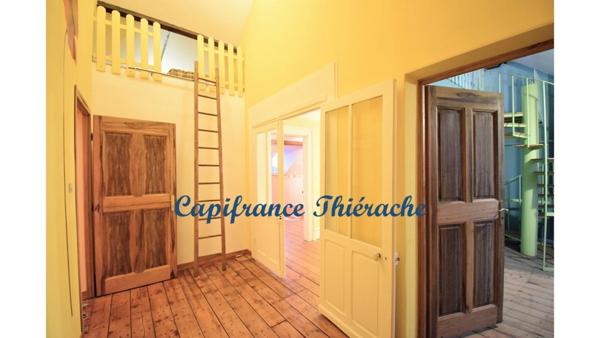 Dpt Aisne (02), sur Hirson, à vendre maison bourgeoise et dépendances sur une terrain de 1492m²