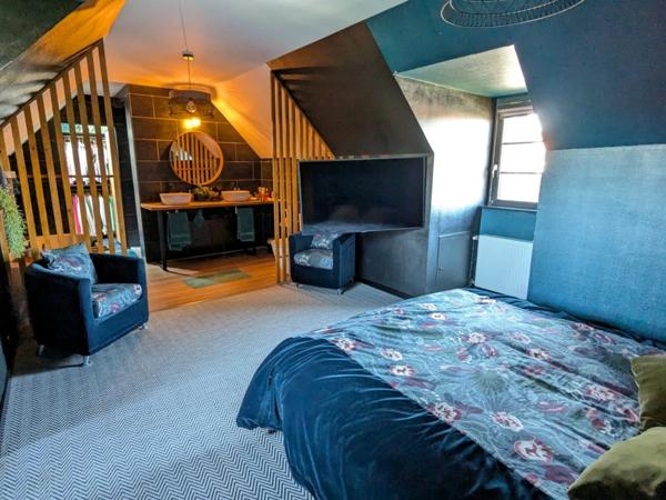 SEMI PLAIN PIED INDIVIDUEL AVEC PISCINE