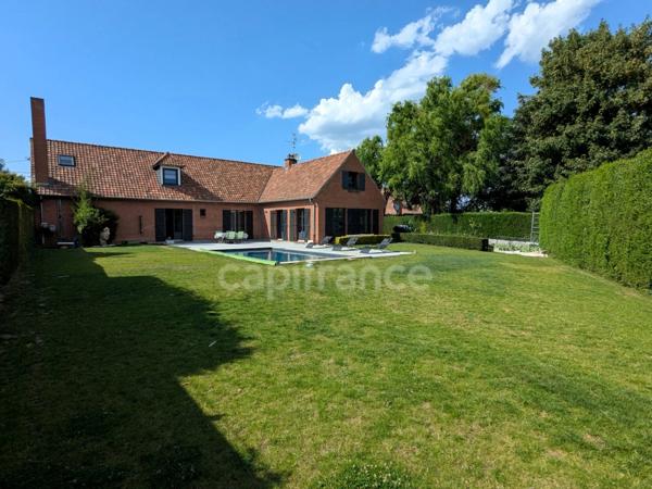 SEMI PLAIN PIED INDIVIDUEL AVEC PISCINE