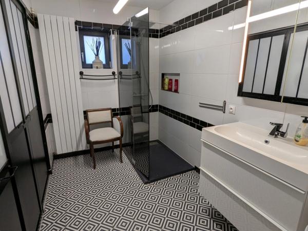 SEMI PLAIN PIED INDIVIDUEL AVEC PISCINE