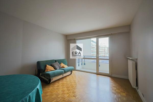 Appartement Paris 2 pièce(s) 58 m2 avec balcons