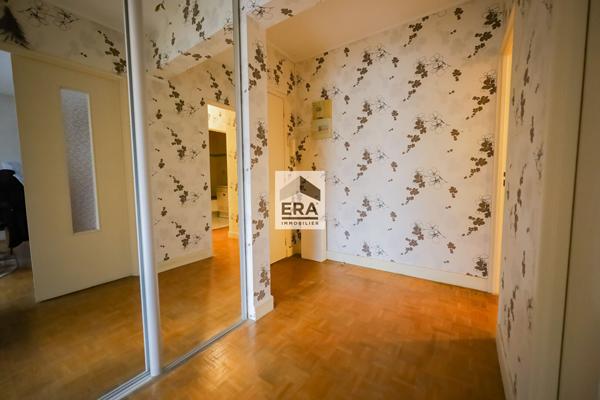 Appartement Paris 2 pièce(s) 58 m2 avec balcons
